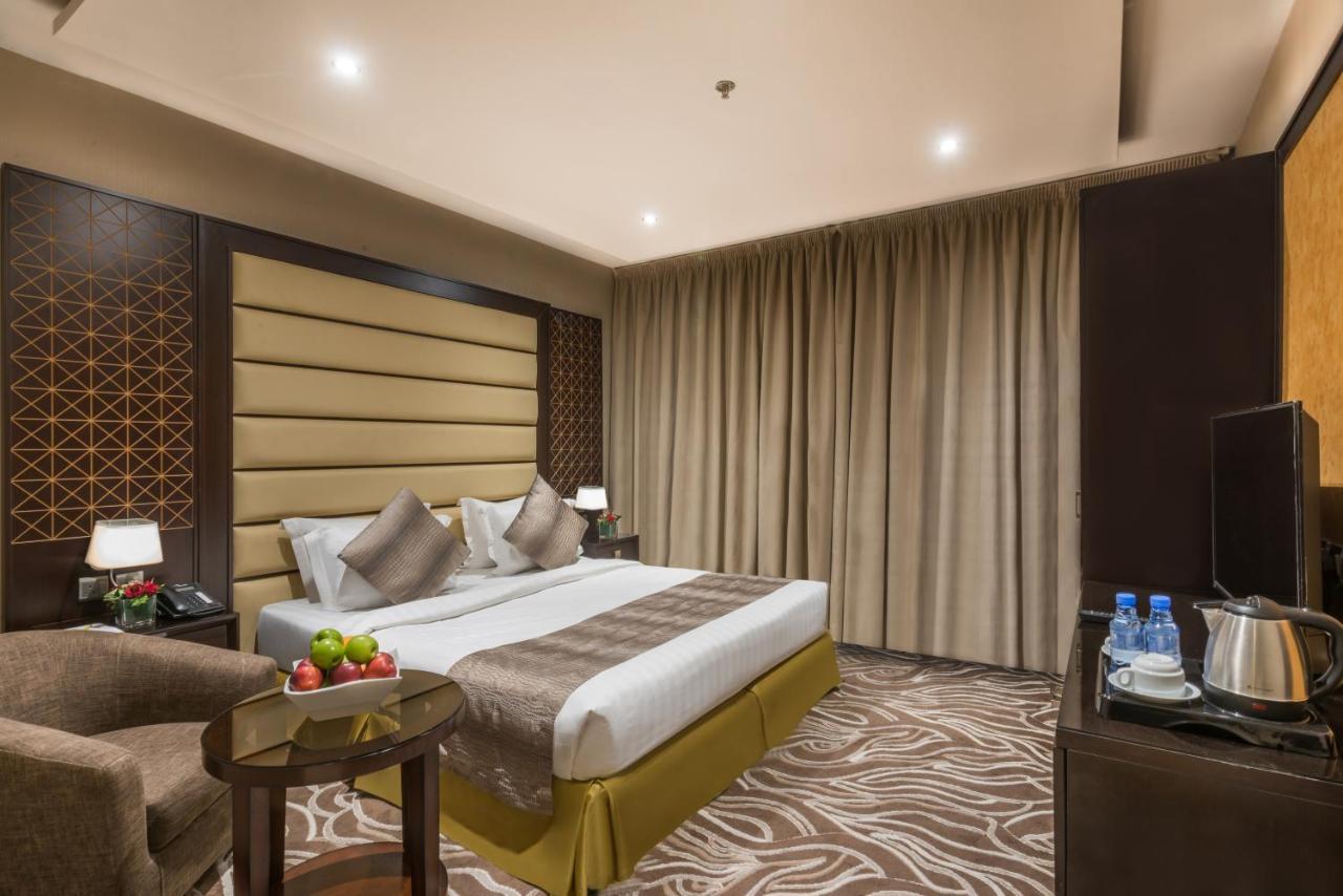 Naviti Warwick Al Khobar Hotel Buitenkant foto
