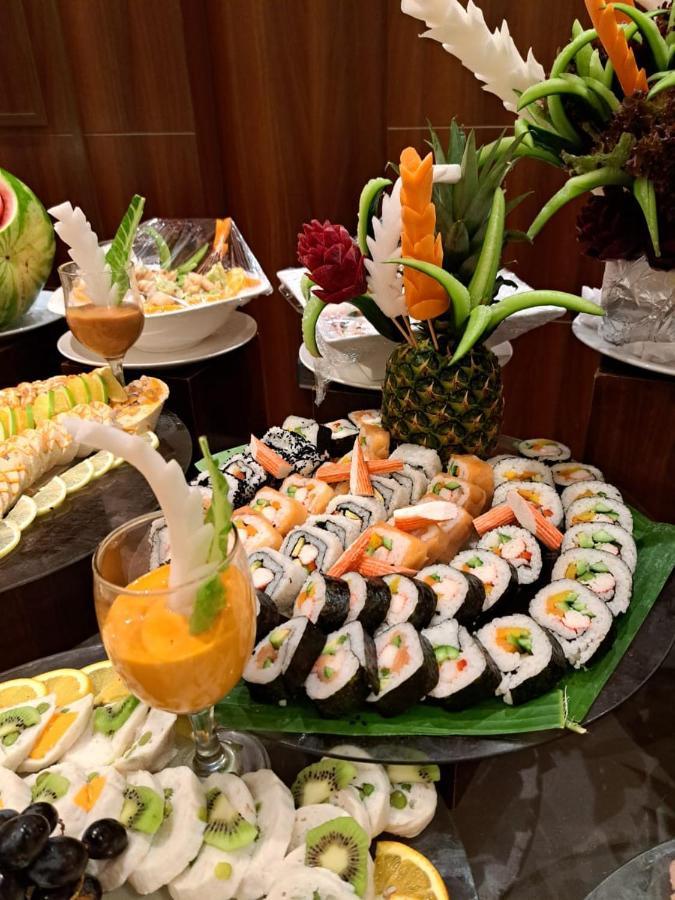 Naviti Warwick Al Khobar Hotel Buitenkant foto