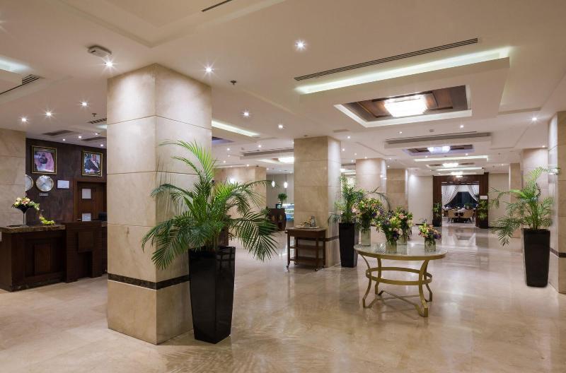 Naviti Warwick Al Khobar Hotel Buitenkant foto