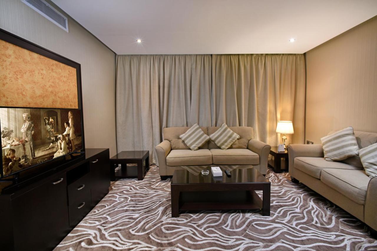 Naviti Warwick Al Khobar Hotel Buitenkant foto